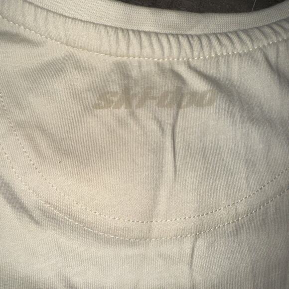 NWT Ski-Doo Snowmobiles Graphic T-Shirt Pale Yellow Men’s Size 3XL - Picture 4 of 4